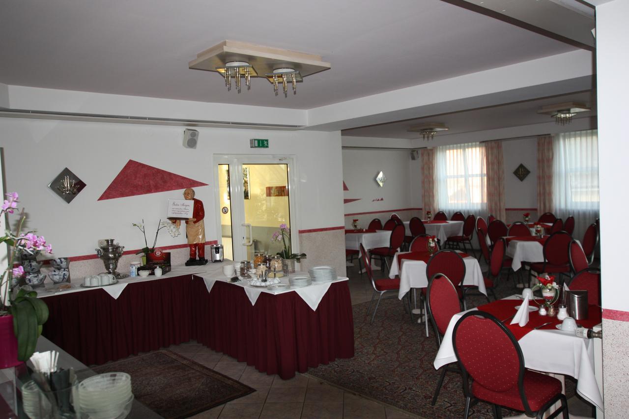 Hotel Bürgerhof Hohenstein-Ernstthal Exterior foto